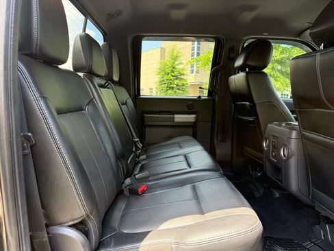 Used 2016 Ford F250 Lariat w/ Chrome Package AWD/4WD image 37