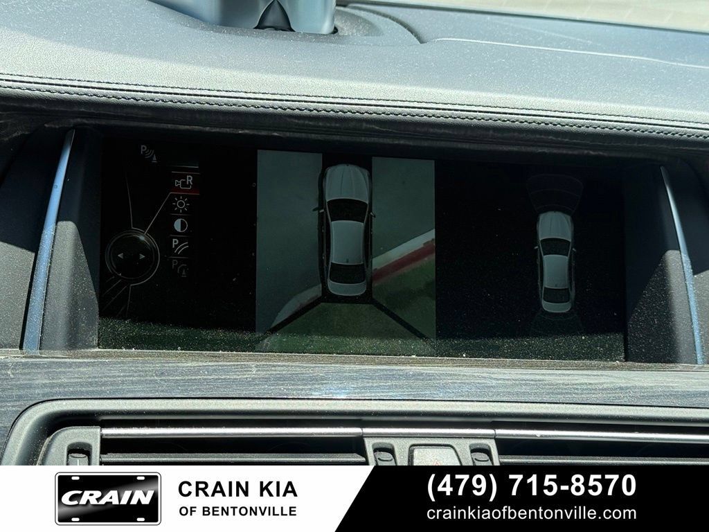 Used 2014 BMW M5 RWD image 16