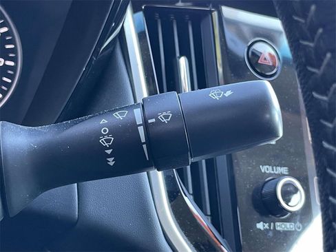 Used 2020 Subaru Legacy Premium image 22