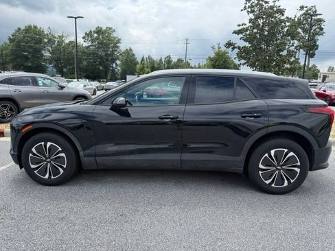 Used 2024 Chevrolet Blazer EV LT AWD/4WD image 8