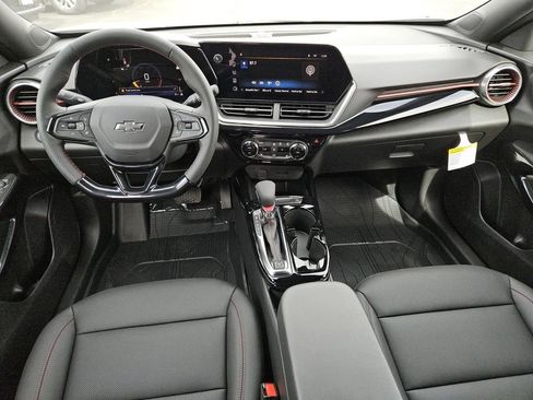 New 2026 Chevrolet Trax RS image 9