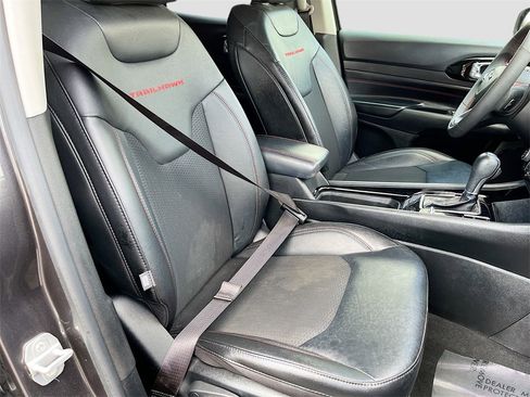 Used 2022 Jeep Compass Trailhawk image 27