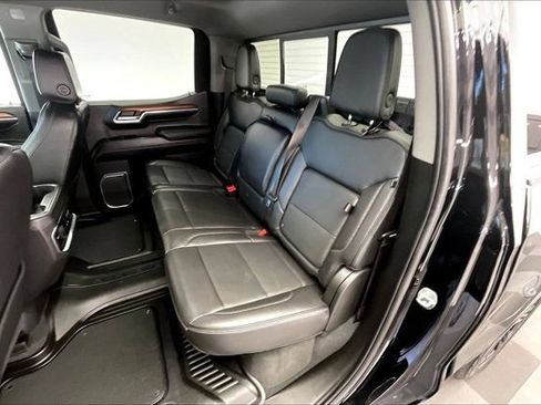 Used 2023 GMC Sierra 1500 Denali w/ Technology Package AWD/4WD image 19