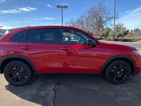 New 2026 Honda HR-V Sport image 3