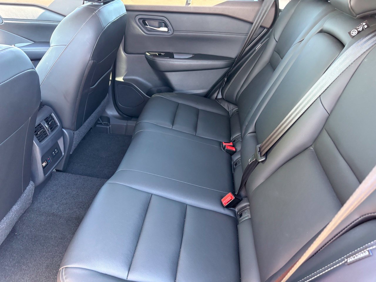 Used 2023 Nissan Rogue SL w/ SL Premium Package FWD image 18