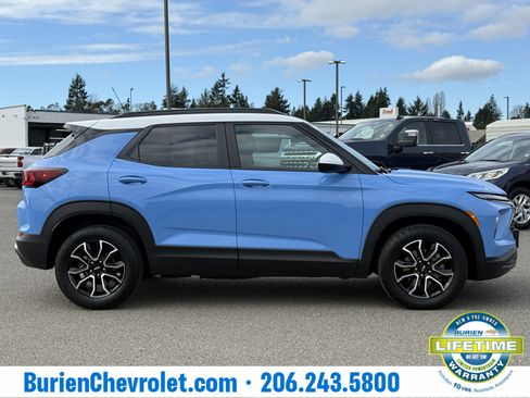 Used 2024 Chevrolet TrailBlazer ACTIV w/ Driver Confidence Package image 6