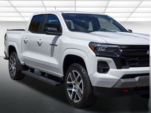 Certified 2023 Chevrolet Colorado Z71 w/ Z71 Convenience Package 2 AWD/4WD image 51