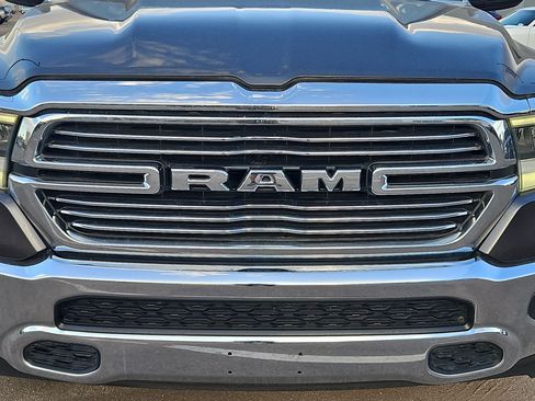 Used 2022 RAM 1500 Laramie AWD/4WD image 9