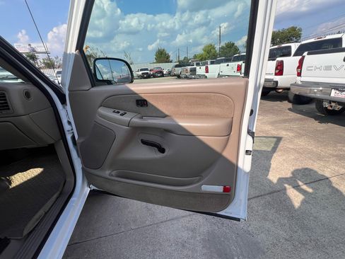 Used 2001 GMC Sierra 2500 4x4 Extended Cab w/ Convenience Plus Group image 40