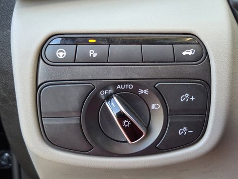 Used 2023 INFINITI QX50 Luxe image 24