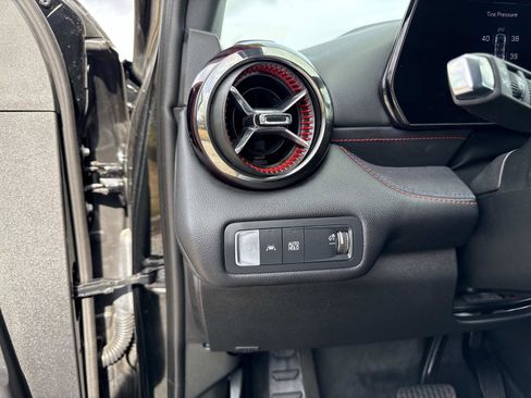 Used 2025 Chevrolet Blazer EV RS image 33