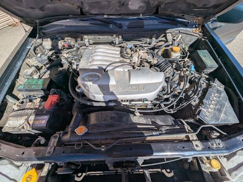Used 2001 Nissan Pathfinder LE AWD/4WD image 28