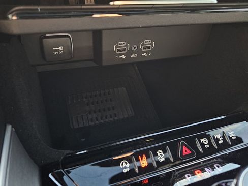 New 2026 Jeep Grand Wagoneer 4WD image 23