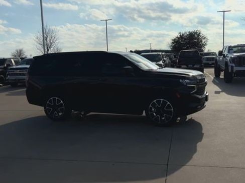 Used 2022 Chevrolet Tahoe RST w/ Luxury Package image 2