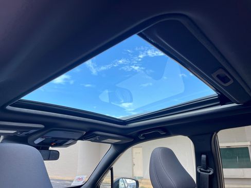 Certified 2025 Subaru Forester Premium image 16