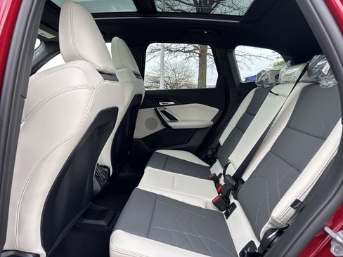 New 2026 BMW X1 xDrive28i image 11