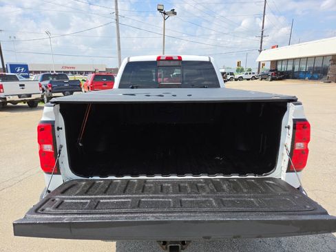 Used 2016 Chevrolet Silverado 2500 High Country w/ Duramax Plus Package AWD/4WD image 6