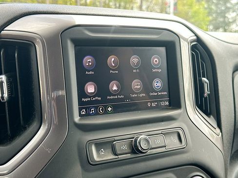 Used 2022 Chevrolet Silverado 1500 Custom image 11