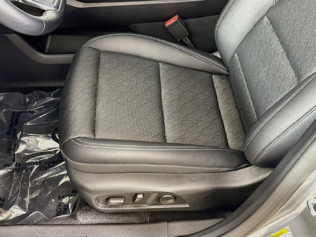 Used 2026 Chevrolet Equinox LT w/ Convenience Package II FWD image 19