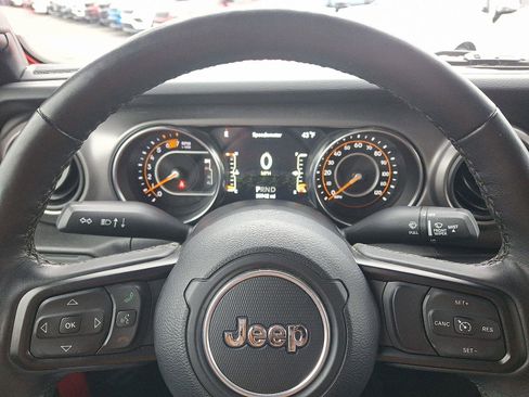 Used 2023 Jeep Wrangler Sport S image 19