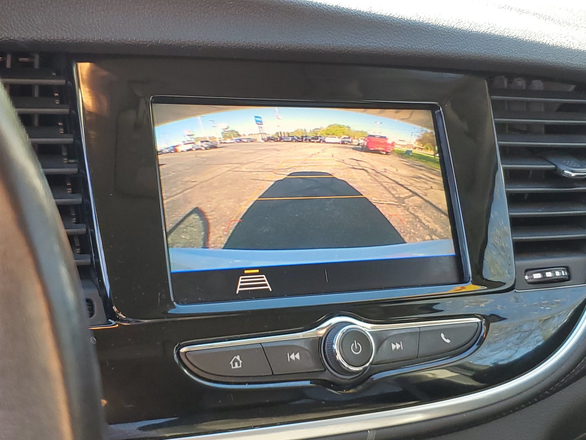 Used 2022 Buick Encore Preferred w/ Safety Package FWD image 23