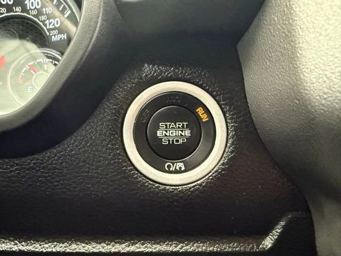 Used 2022 RAM 1500 Laramie AWD/4WD image 45