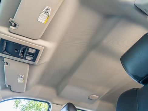 Used 2012 RAM 1500 Laramie RWD image 21