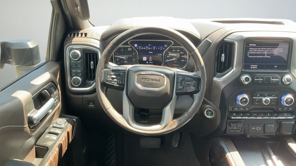 Used 2021 GMC Sierra 2500 Denali w/ Denali Ultimate Package AWD/4WD image 9