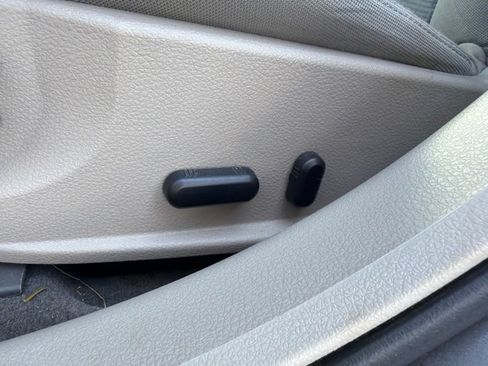 Used 2012 Ford Fusion SE FWD image 13