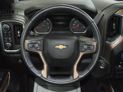Used 2022 Chevrolet Silverado 2500 High Country w/ Z71 Off-Road Package AWD/4WD image 40