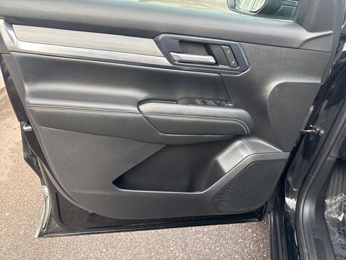 Used 2025 GMC Terrain Elevation image 10