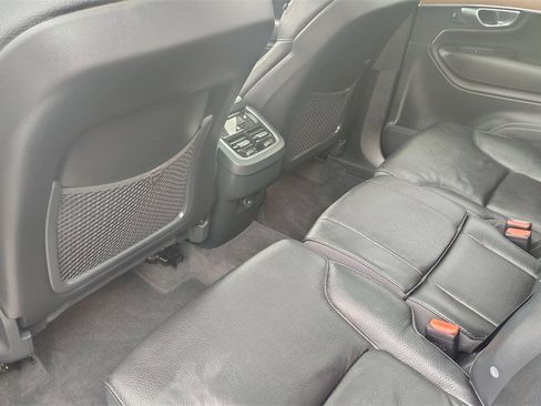 Certified 2023 Volvo XC90 B6 Plus w/ Protection Package Premier image 29