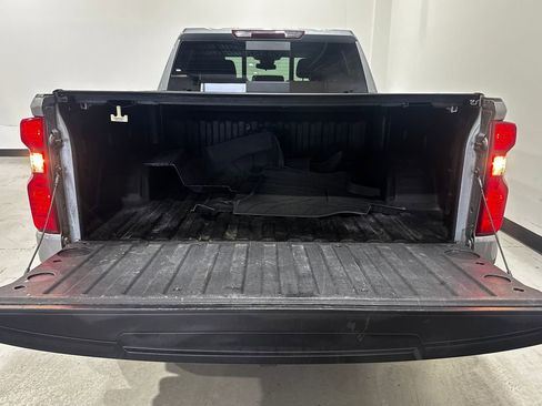 Used 2023 Chevrolet Silverado 1500 LT w/ Convenience Package II image 28