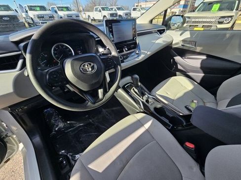 Used 2020 Toyota Corolla LE image 14