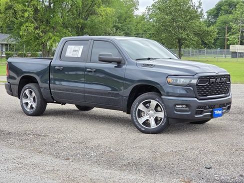 New 2026 RAM 1500 Express AWD/4WD image 2