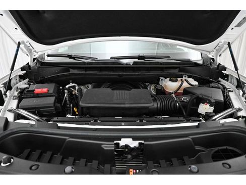 Certified 2024 Cadillac Escalade ESV Premium Luxury w/ LPO, Floor Liner Package AWD/4WD image 62