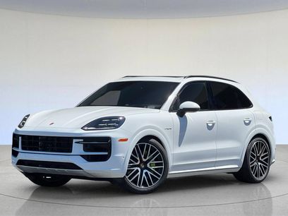 New 2025 Porsche Cayenne S