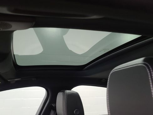 New 2024 Jaguar XF R-Dynamic SE image 15