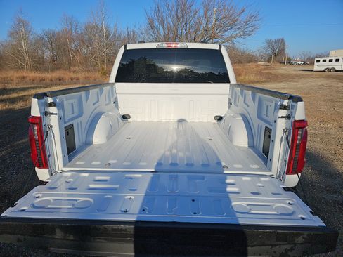 Used 2024 Ford F150 XLT w/ Tow/Haul Package image 10