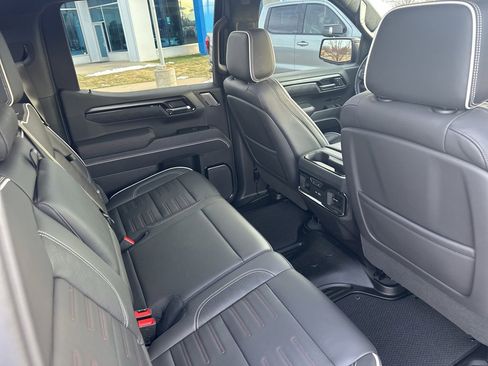 Certified 2024 GMC Sierra 1500 AT4X image 22