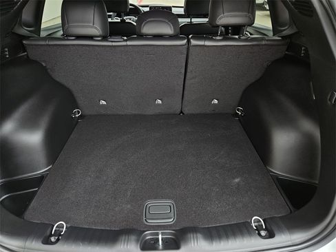 New 2026 Jeep Compass Latitude image 9