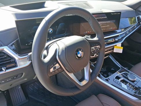 Used 2026 BMW X5 sDrive40i w/ Premium Package RWD image 4