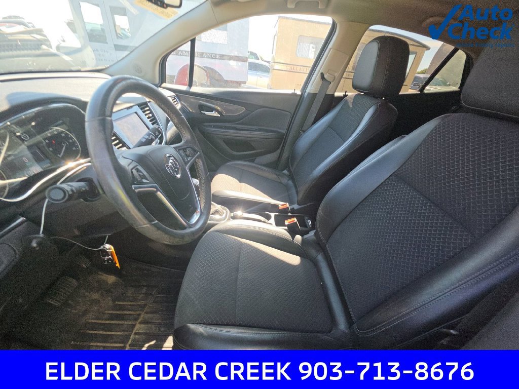 Used 2022 Buick Encore Preferred w/ Safety Package FWD image 8