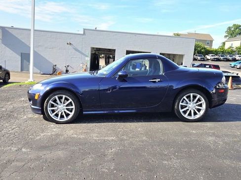 Used 2007 MAZDA MX-5 Miata Touring w/ Appearance Pkg RWD image 3