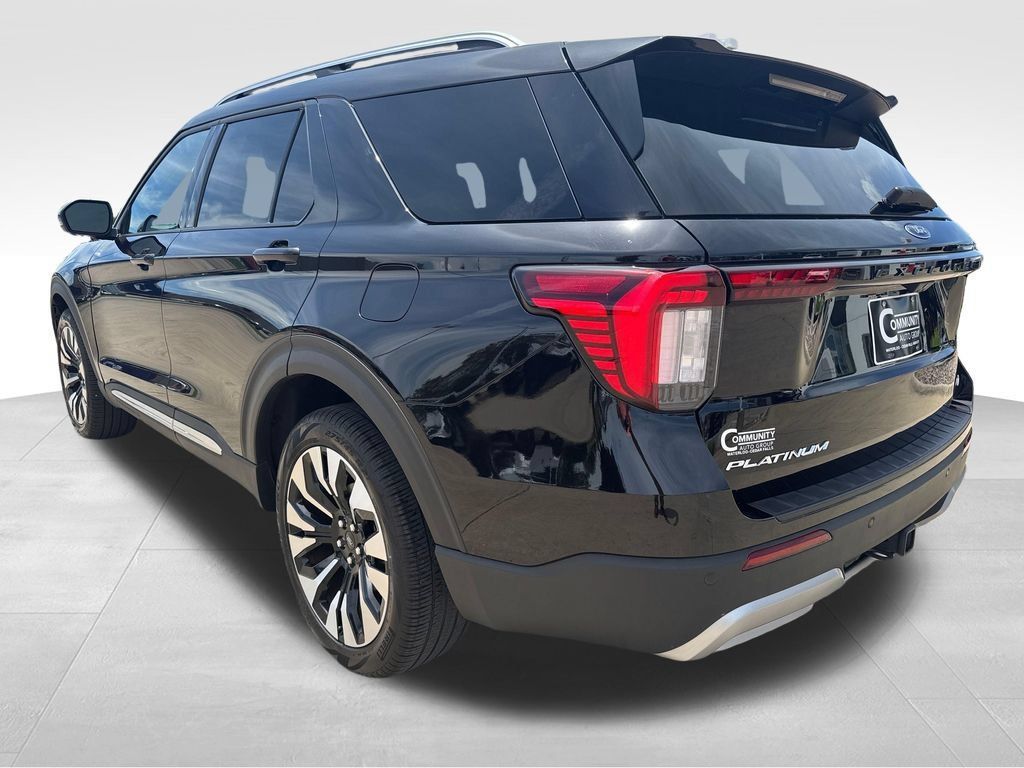 Used 2025 Ford Explorer Platinum w/ LUX Leather Package AWD/4WD image 4