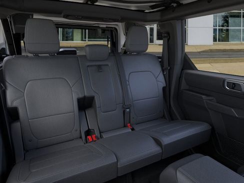 New 2026 Ford Bronco Badlands w/ Sasquatch Package image 11