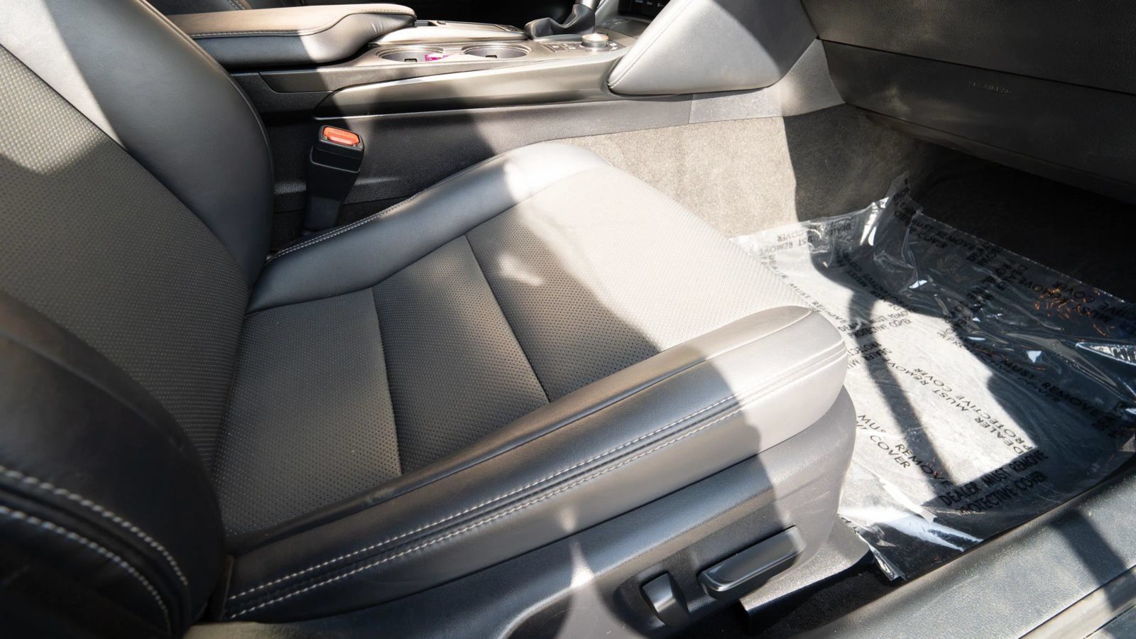 Used 2022 Lexus IS 300 AWD w/ Premium Package image 13