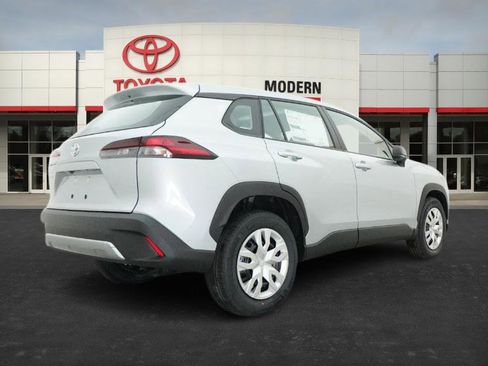 New 2026 Toyota Corolla Cross L image 21