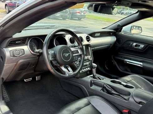 Used 2022 Ford Mustang Premium RWD image 16