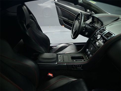 Used 2007 Aston Martin V8 Vantage Coupe image 17